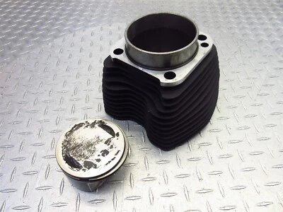 2011 Harley Davidson Dyna Streetbob OEM Front Cylinder Barrel Jug Piston - Image 1 of 4