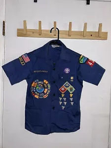 Vintage Boy Scouts of America Cub Scout Uniform Youth Shirt Patches Blue Sz 12 - Picture 1 of 7