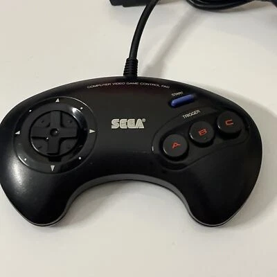 Genuine Official Sega Mega Drive Genesis Gamepad Controller Original 3 Button - Image 1 of 4