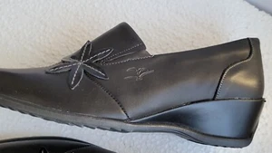 Fly Flot Leather slip on pump anatomic arch shoe black wedge 39 US 8 20230925 - Picture 1 of 8