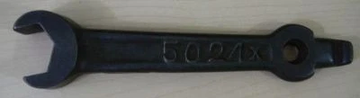 Vintage 5024X Grate Lid Lifter Wrench Cast Iron Coal Stove Burner Plate - Image 1 of 2