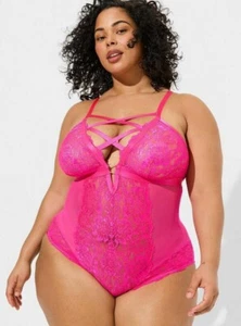 NWT TORRID SIZE 0 PINK GLO FLORAL LACE STRAPPY BODYSUIT - Picture 1 of 7