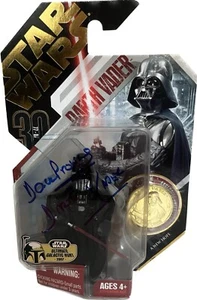 David Prowse Darth Vader Signed 2007/08 30th Anniversry Action Figure BECKETT - Picture 1 of 4