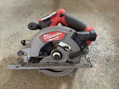 Milwaukee M18CCS55 18V Fuel Circular Saw, 18v Lithium-ion - Image 1 of 3