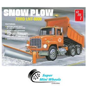 AMT Ford LNT-8000 Snow Plow - 1:25 Model Kit - AMT1178 - Picture 1 of 6
