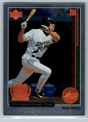 /4000 1998 Upper Deck - 10th Anniversary Team Silver Foil Wade Boggs #X15 - Image 1 of 2