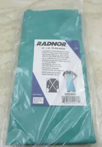 RADNOR 24" X 36" Green FR-7A Flame Resistant Apron With Snap Fasteners #64054941 - Picture 1 of 3