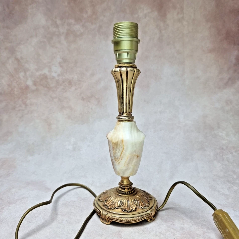 Pied de lampe en onyx avec socle en métal doré - Design vintage - Photo 1/4