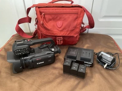 Canon XA60 Professional UHD 4K Camcorder Black - Image 1 of 4