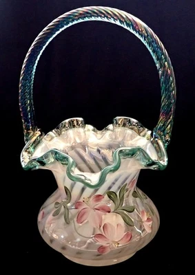 Fenton 90th Anniversary Iridzed Optic Hand Painted Family Signed Basket - Bild 1 von 4