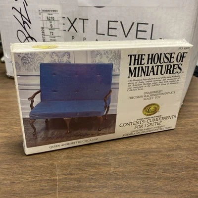 Дом миниатюр No 40055 около 1730 - Изображение 1 из 3