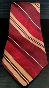 1970’s Don Loper Beverly Hills Men's Necktie 100% Poly Fat 4" 56" Red Striped - Picture 1 of 5