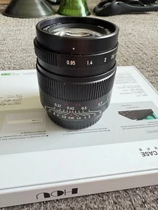 7artisans 35mm F0.95 Lens Fujifilm X mount - Picture 1 of 6