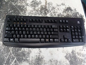 NO DONGLE Logitech Wireless Keyboard Black Deluxe 660 Cordless Desktop YRAR76 - Picture 1 of 7