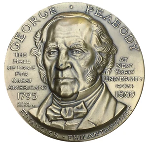 George Peabody Hall of Fame for Great Americans Medaille, 1974 von Abram Belskie - Bild 1 von 2