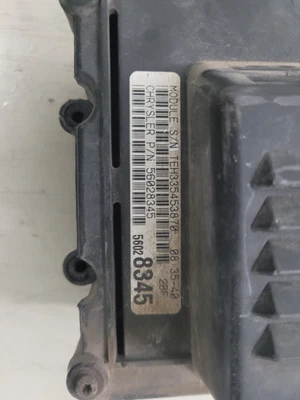 94-95 Dodge Ram B1500/B2500 Van V6 3.9 ECM ECU Engine Computer  56028345 - Image 1 of 3