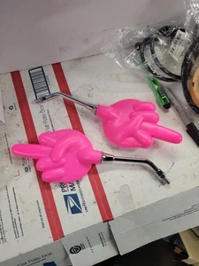 Honda Metro Ruckus Elite Dio dedo medio rosa intenso - Imagen 1 de 4