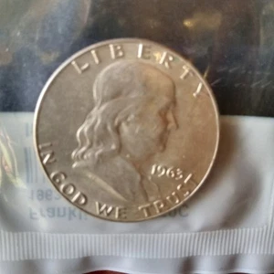 1963 - D - Franklin Half Dollar - 90% Silver - Extra Fine - Circulated - Picture 1 of 2