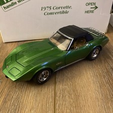 The Danbury Mint 1975 Chevrolet Corvette Stingray Convertible Diecast 1/24 Green