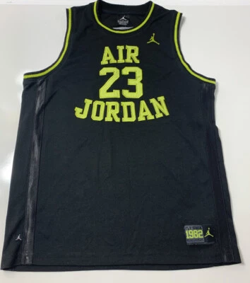 Air Jordan Black Basketball Jersey #23 Youth Boys 12-15Yrs 158-170 Cm - Image 1 of 4