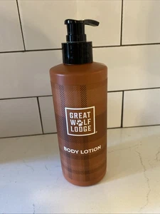Botella bomba hidratante loción corporal Great Wolf Lodge 10-12 onzas - Imagen 1 de 7