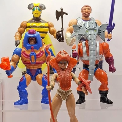 Lote 9 bonecos colecionáveis originais He-Man Motu Masters Of The Universe da década de 1980 antigos - Imagem 1 de 4