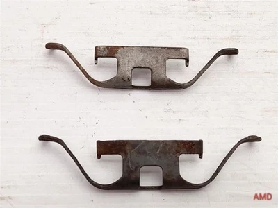 BMW 335xi 335i N55 N54 E90 E92 2011 pastillas de freno delanteras juego de clips de resorte 2 piezas 6757253 Foto 1 de 3