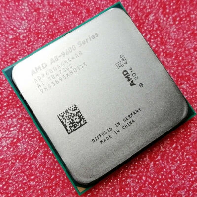 Procesador AMD A8-9600 AD9600AGM44AB cuatro núcleos 3,1 GHz 2M 65W Socket AM4 CPU Foto 1 de 4