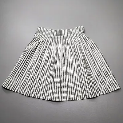 Club Monaco Mujer Plisado Gris y Blanco Estampado Suéter Mini Patinador Falda Talla S Foto 1 de 4