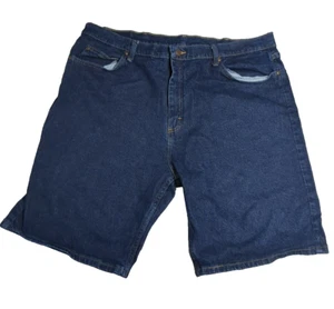 Wrangler Jean Shorts / Jorts Men Size 40 Denim Straight Leg Dark Wash Blue - Picture 1 of 7