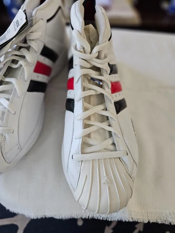 Adidas NBA Men's Vintage Shell Toe Cover