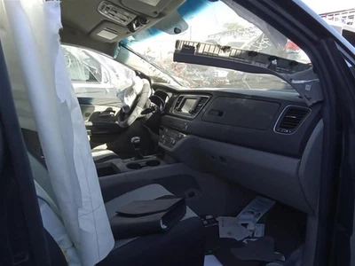 Used Power Steering Pump fits: 2017 Kia Sedona hydraulic Grade A - Image 1 of 4