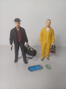 Breaking Bad Walter white And Jesse Pinkman Mezco Figures With Accessories - Picture 1 of 19
