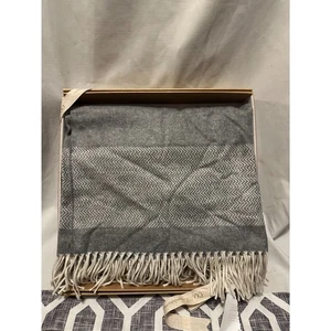 NEW Co.Bi Throw Blanket YAGO 100% Pure Cashmere 55x70 Double Face Chevron Grey - Picture 1 of 4