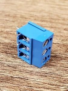 OSTTA034163 Terminal Block Header 3 Position Top Screw 5.08mm Straight, qtty 10 - Picture 1 of 5