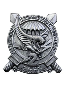 Italian 2nd Battalion Parachutist Airborne Beret Badge Insignia - Picture 1 of 2