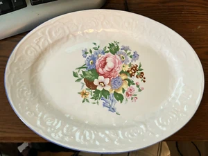 Plato para servir ovalado rosa victoriano por mesas ilimitado - Imagen 1 de 4