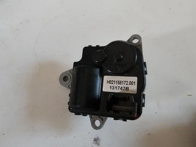 2014 Chevrolet Equinox Heater Blend Door Flap Actuator 15C57 - Image 1 of 2