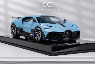 Bugatti Divo (Baby Blue Matte) [EXCLUSIVE] 1/18 scale - Image 1 of 4