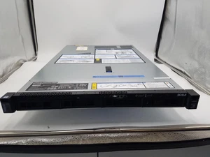 Lenovo ThinkSystem SR630 4LFF 2x Xeon Silver 4110 @2.1 GHz, 64GB DDR4, No HDD - Afbeelding 1 van 3