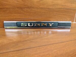 Fit For Datsun Sunny B310 COUPE Sedan Trunk Emblem Badge NOS P/N 79894 H8760 