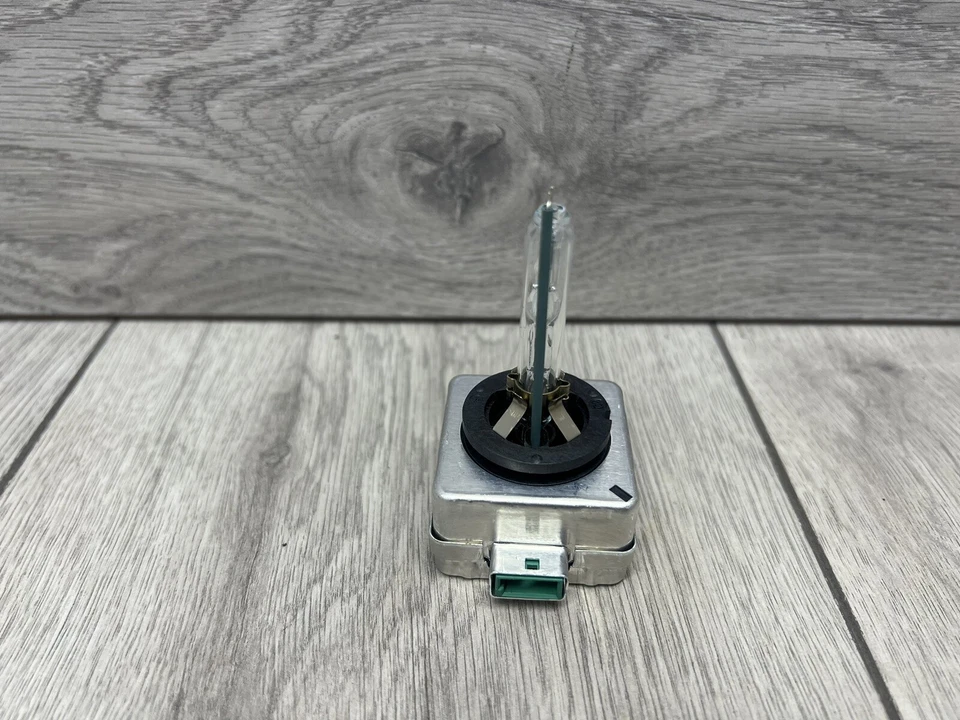 Genuine Osram Xenon Headlight Bulb 66340HBI D3S 35W for AUDI VW BMW MERCEDES - Image 1 of 4