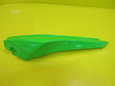 NUEVO FABRICANTE DE EQUIPOS ORIGINALES KAWASAKI Z125 PRO KRT Z 125 IZQUIERDA IZQUIERDA L LATERAL ASIENTO TRASERO CAPÓ PANEL DE CARENADO Foto 1 de 4