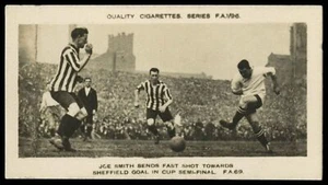 Pattreiouex - Smith (Sheffield United) - 'Footballers (F.A.)' (c1922) - Picture 1 of 2