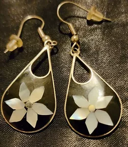 Vintage Alpaca Mexico Abolone Earings Marked - Picture 1 of 2