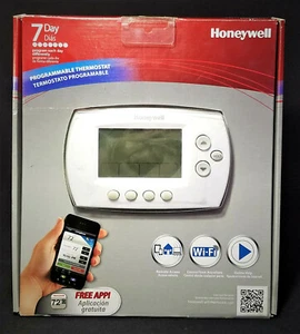 Honeywell Wi-Fi 7-Day Programmable Thermostat (RTH6580WF) - Picture 1 of 5