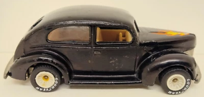 Hot Wheels 1983 "'40's Ford 2 puertas" pilotos reales Foto 1 de 4