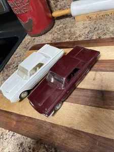 VINTAGE CAR PROMO The World Of Thunderbird Lot Of 2 - Picture 1 of 13