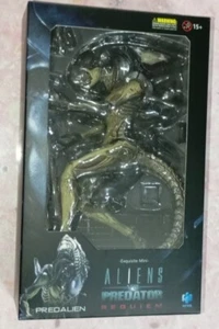 Hiya Toys 1:18 AVP Alien vs Predator Requiem Predalien Multicolor 5.5" model # - Picture 1 of 8
