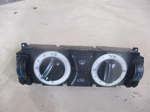 MERCEDES BENZ  R170  2004 SLK 200  HEATER CONTROLS - Picture 1 of 1